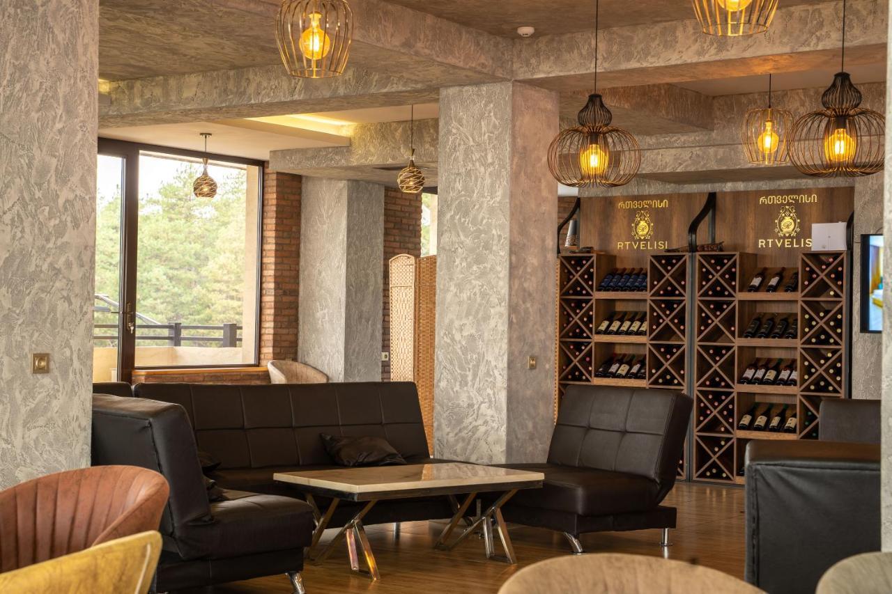 Zuzumbo Resort & Spa Телави Екстериор снимка